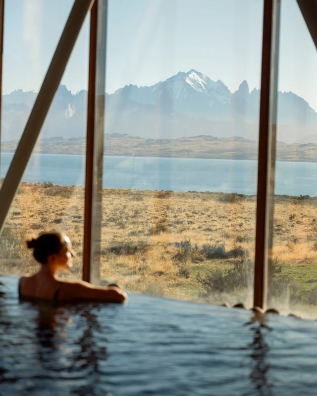 As Chile’s southern skies turn crisp and golden with the advent of spring, Tierra Patagonia has reopened for the season, welcoming guests to unwind, explore and discover the wild beauty of Torres del Paine. Chilean Patagonia’s deep south is renowned worldwide for its dramatic landscapes with snow-capped mountain peaks, giant glaciers and crisp turquoise lakes protected as UNESCO biosphere. Another season begins - and with it, new stories waiting to be written.

#TierraPatagonia #BaillieLodges 

📷: @jeffreyjkieffer